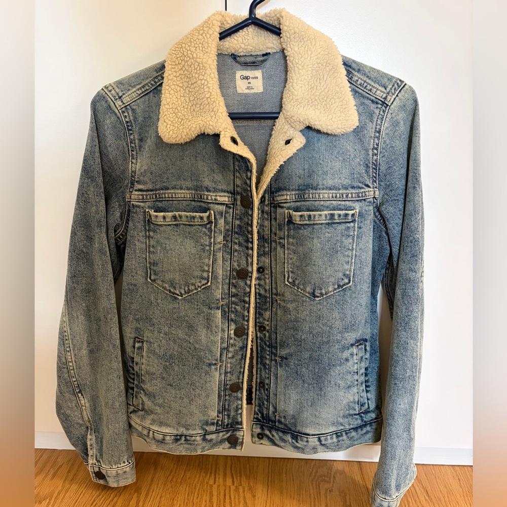 GAP Blue Denim Jacket with Cream Sherpa Collar